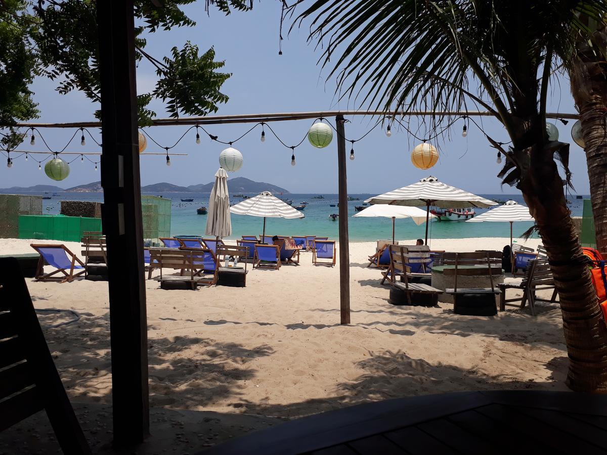 Dao Hoa Vang Villa Cam Ranh Exteriör bild