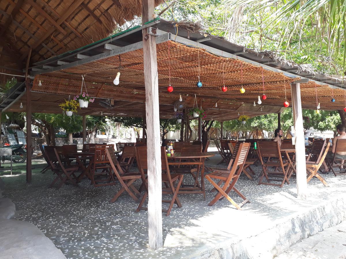 Dao Hoa Vang Villa Cam Ranh Exteriör bild