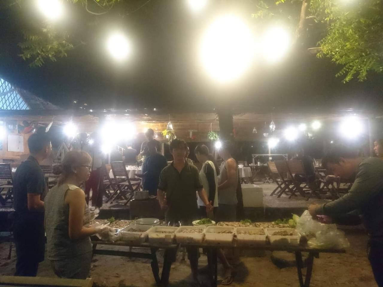 Dao Hoa Vang Villa Cam Ranh Exteriör bild