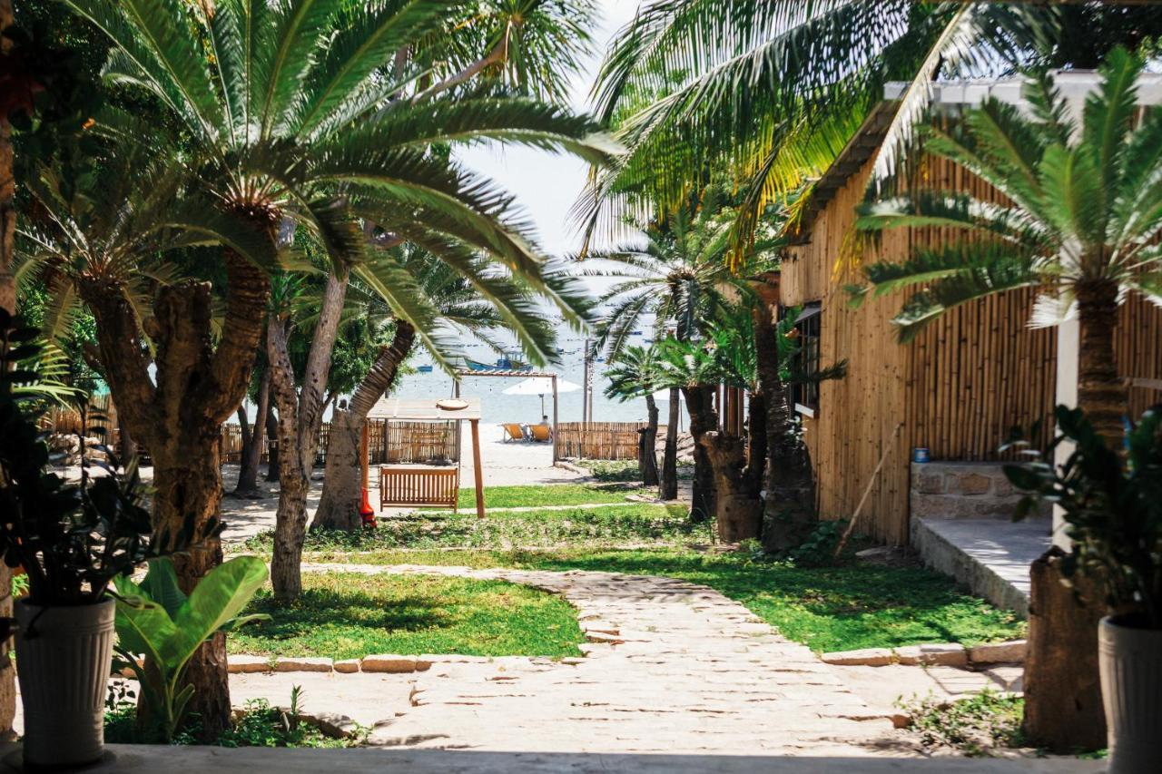 Dao Hoa Vang Villa Cam Ranh Exteriör bild