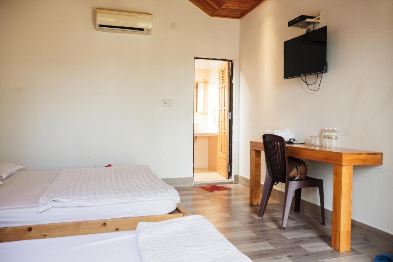 Dao Hoa Vang Villa Cam Ranh Exteriör bild
