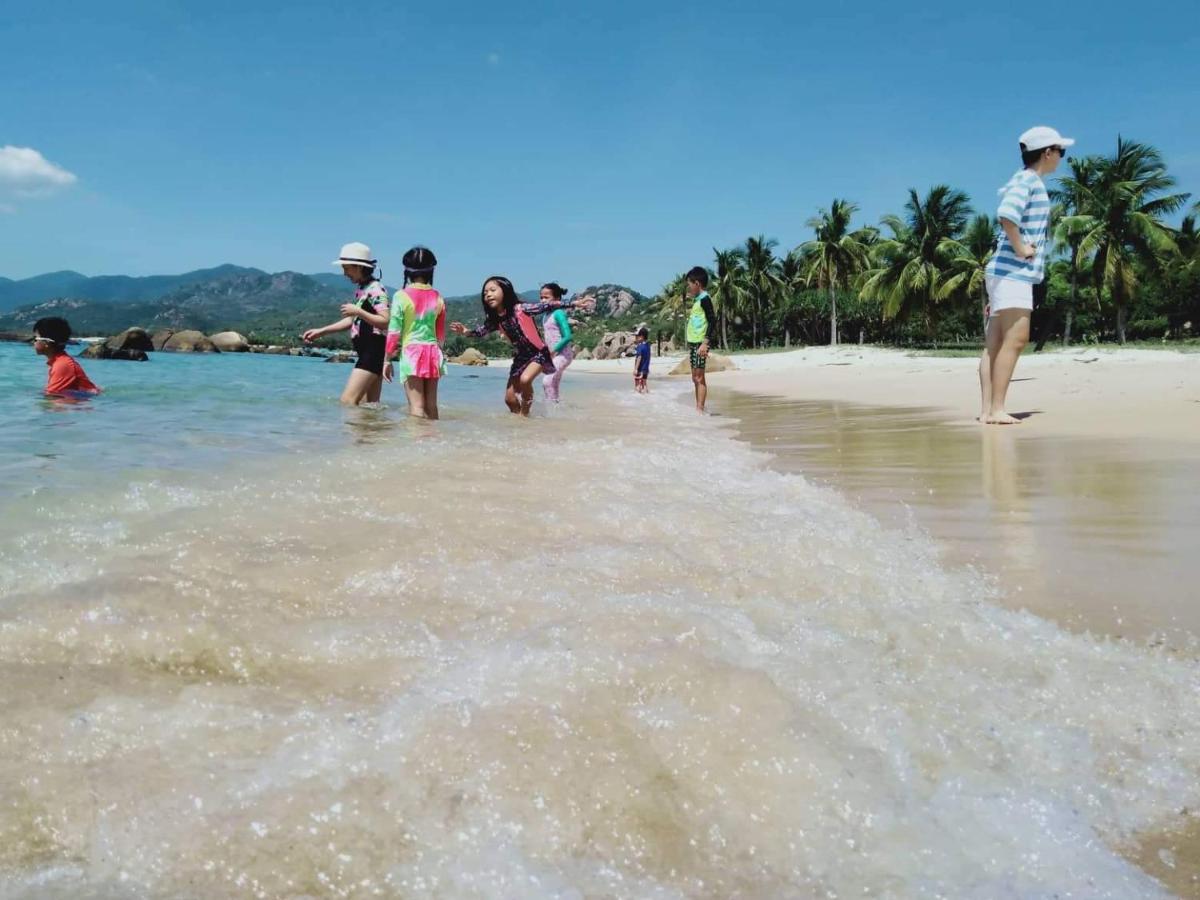 Dao Hoa Vang Villa Cam Ranh Exteriör bild