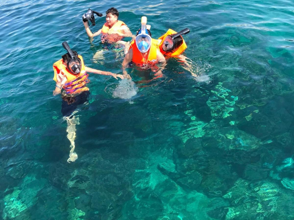 Dao Hoa Vang Villa Cam Ranh Exteriör bild